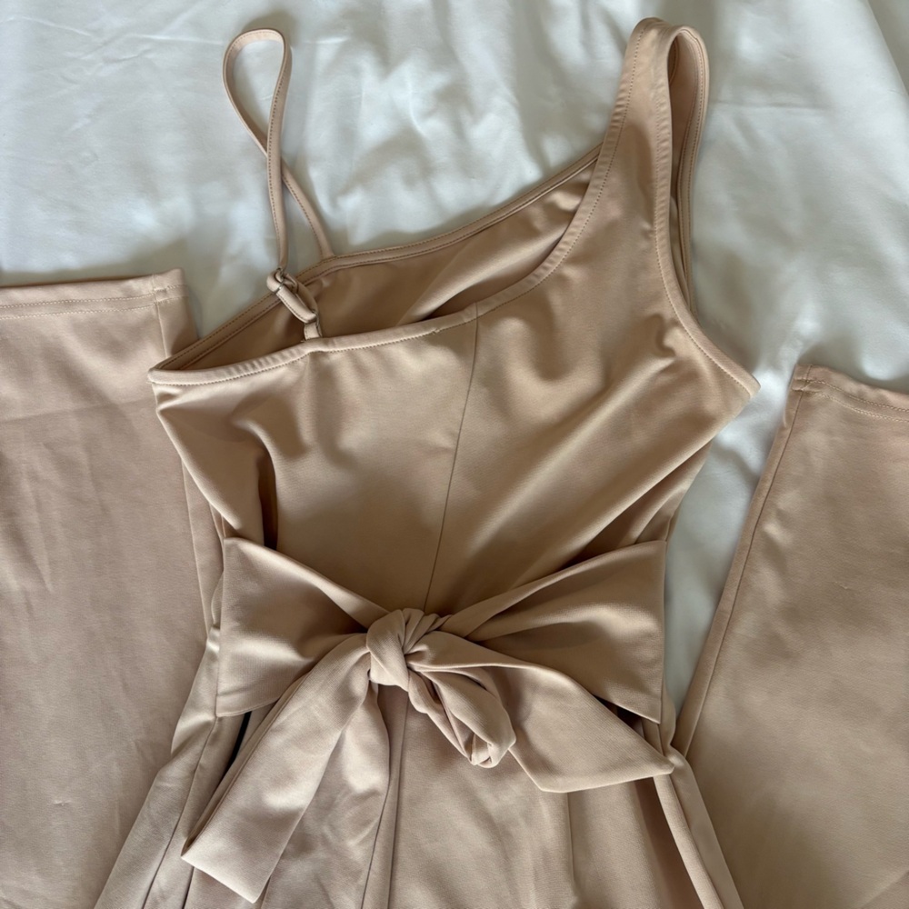 Kittenish Asymmetrical Jumpsuit | size small - Picture 4 of 6